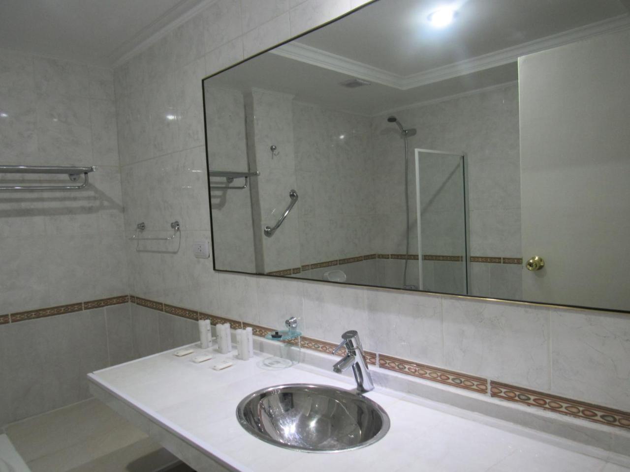 Hotel Caleta Olivia Luaran gambar