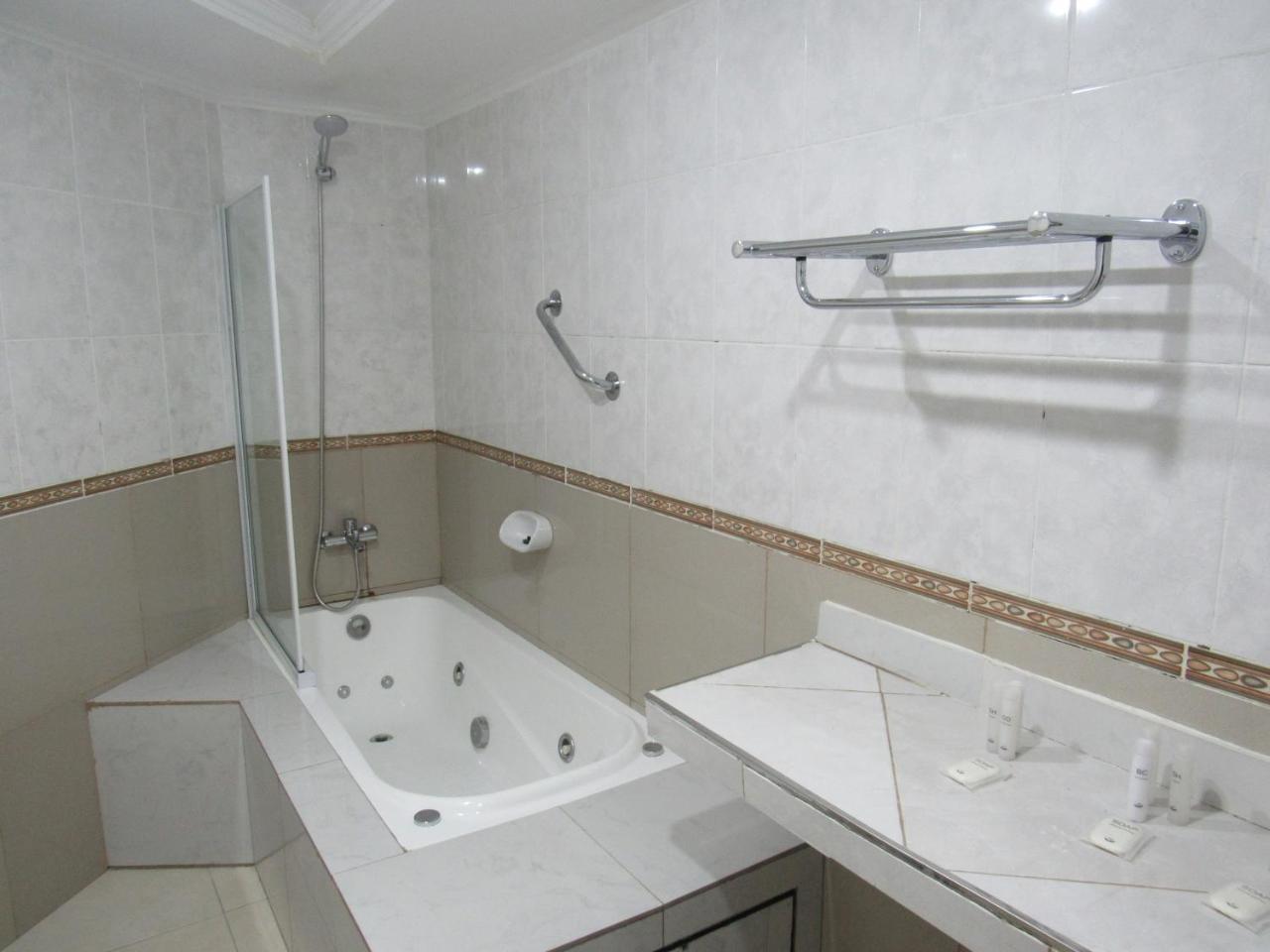 Hotel Caleta Olivia Luaran gambar